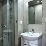 Nocleg ze śniadaniem Dw Pod Jaworami - Jacuzzi, Sauna Na Wyłączność, Latem Basen Podgrzewany