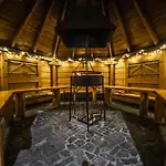 Dw Pod Jaworami - Relaks - Jacuzzi, Sauna Na Wylacznosc 住宿加早餐酒店