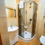 לינה וארוחת בוקר Dw Pod Jaworami - Relaks - Jacuzzi, Sauna Na Wylacznosc ביאלקה טטרנסקה