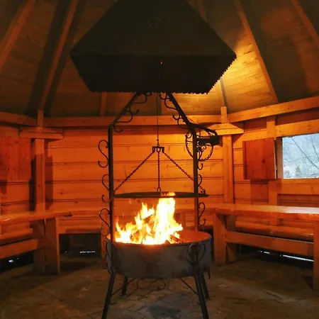 Dw Pod Jaworami - Relaks - Jacuzzi, Sauna Na Wylacznosc, Latem Basen Podgrzewany לינה וארוחת בוקר