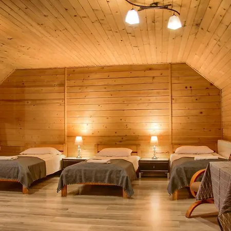 Dw Pod Jaworami - Relaks - Jacuzzi, Sauna Na Wylacznosc, Latem Basen Podgrzewany לינה וארוחת בוקר 3*
