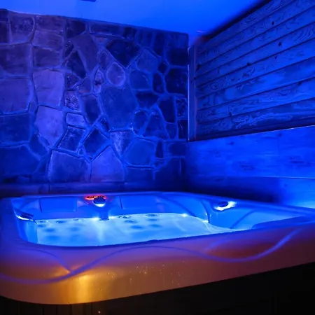 Dw Pod Jaworami - Relaks - Jacuzzi, Sauna Na Wylacznosc, Latem Basen Podgrzewany לינה וארוחת בוקר ביאלקה טטרנסקה
