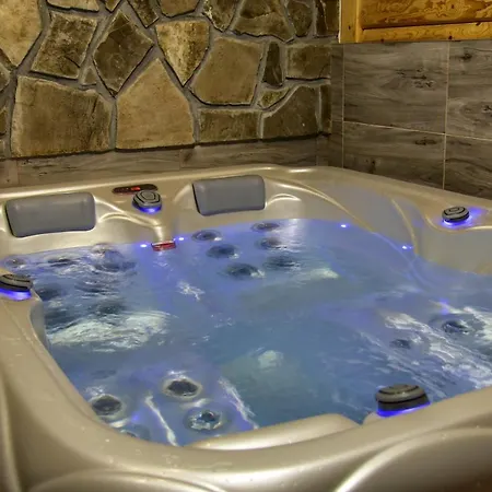 Bed & Breakfast Dw Pod Jaworami - Jacuzzi, Sauna Na Wylacznosc, Latem Basen Podgrzewany Bialka Tatrzanska