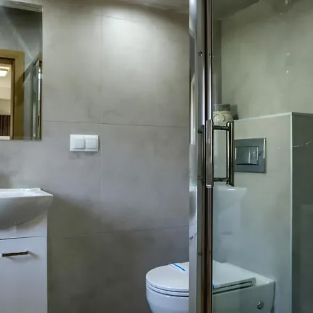לינה וארוחת בוקר Dw Pod Jaworami - Relaks - Jacuzzi, Sauna Na Wylacznosc, Latem Basen Podgrzewany 3*