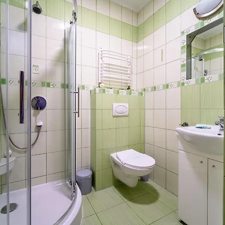 Dw Pod Jaworami - Relaks - Jacuzzi, Sauna Na Wylacznosc, Latem Basen Podgrzewany فندق مبيت وإفطار 3*